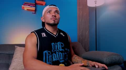 Maximus Clark online show from 24, 10, 2025