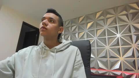 Snapshot of maximuss_19 chatting on 3, 1, 2025 Maximus online show from 3, 1, 2025