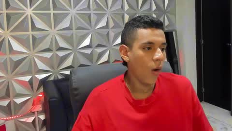 Snapshot of maximuss_19 chatting on 16, 1, 2025 Maximus online show from 16, 1, 2025