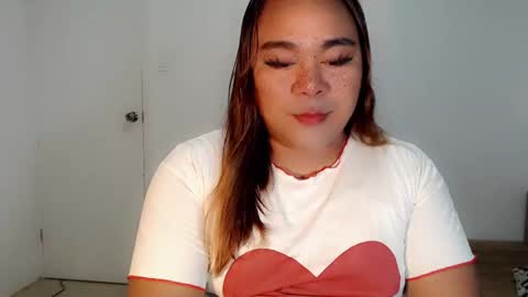 Snapshot of maxine_sucks chatting on 2, 10, 2025 Maxine Sucks online show from 2, 10, 2025