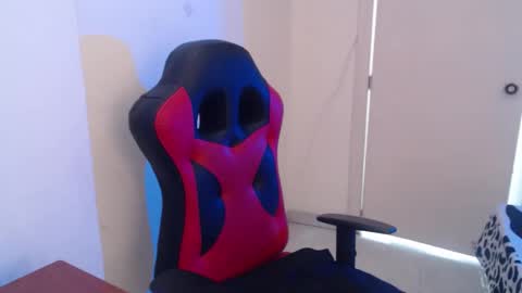 maxinesex_ online show from 10, 3, 2026