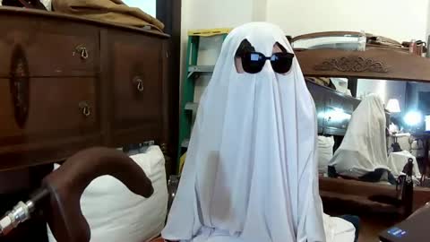 Snapshot of maxjr8008 chatting on 30, 10, 2025 maxjr8008 online show from 30, 10, 2025