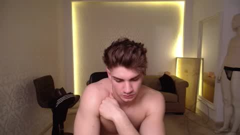 Snapshot of maxkaiden chatting on 21, 2, 2025 MaxKaiden online show from 21, 2, 2025