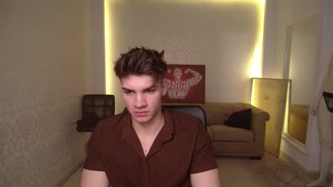 Snapshot of maxkaiden chatting on 28, 2, 2025 MaxKaiden online show from 28, 2, 2025