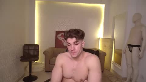 Snapshot of maxkaiden chatting on 1, 3, 2025 MaxKaiden online show from 1, 3, 2025