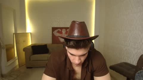 Snapshot of maxkaiden chatting on 10, 3, 2025 MaxKaiden online show from 10, 3, 2025