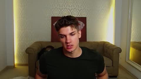 Snapshot of maxkaiden chatting on 13, 9, 2025 MaxKaiden online show from 13, 9, 2025
