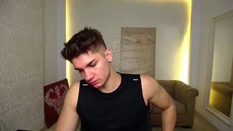 Snapshot of maxkaiden chatting on 13, 10, 2025 MaxKaiden online show from 13, 10, 2025