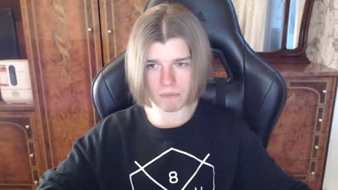 Max online show from 27, 1, 2025