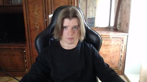 Max online show from 8, 10, 2025