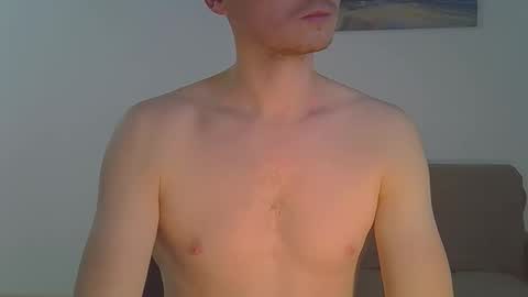 Snapshot of maxrelax90 chatting on 28, 11, 2025 maxrelax90 online show from 28, 11, 2025