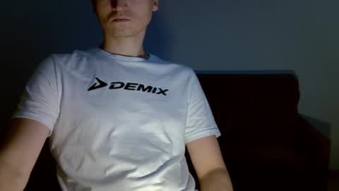 Snapshot of maxrelax90 chatting on 15, 12, 2025 maxrelax90 online show from 15, 12, 2025