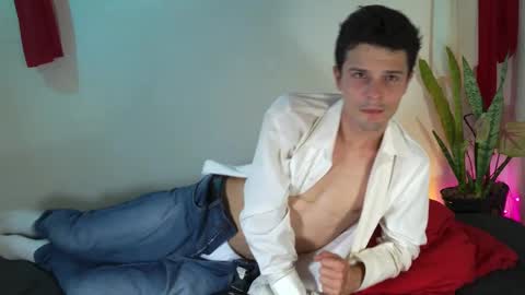 Max online show from 4, 2, 2025