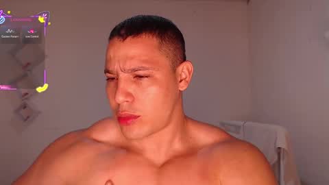 Max online show from 4, 10, 2025