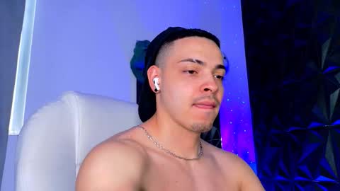 Snapshot of maxwell_dupont chatting on 9, 1, 2026 MAX online show from 9, 1, 2026