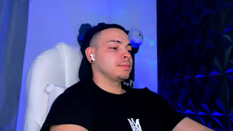 Snapshot of maxwell_dupont chatting on 10, 2, 2026 MAX online show from 10, 2, 2026