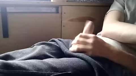 Snapshot of maxwelluncut chatting on 21, 11, 2025 Max online show from 21, 11, 2025