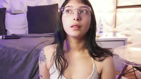 Snapshot of maxx_caprice chatting on 6, 5, 2026 gabby online show from 6, 5, 2026