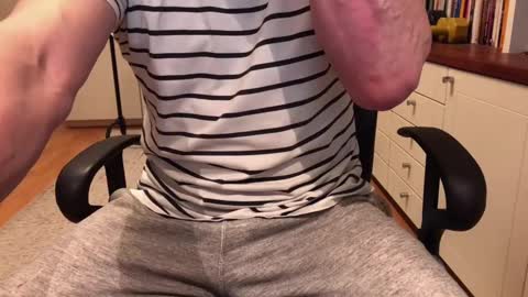 Snapshot of maxx_martin chatting on 10, 12, 2024 Max online show from 10, 12, 2024