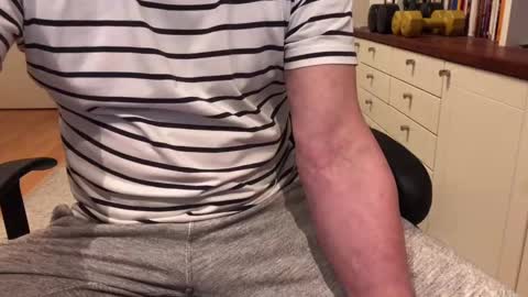 Snapshot of maxx_martin chatting on 13, 12, 2024 Max online show from 13, 12, 2024