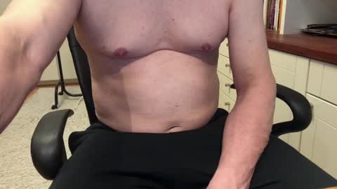 Snapshot of maxx_martin chatting on 25, 2, 2025 Max online show from 25, 2, 2025