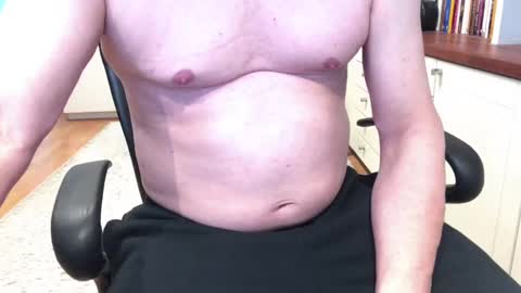 Snapshot of maxx_martin chatting on 27, 2, 2025 Max online show from 27, 2, 2025