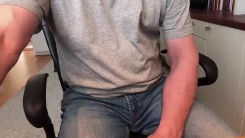 Snapshot of maxx_martin chatting on 10, 3, 2025 Max online show from 10, 3, 2025