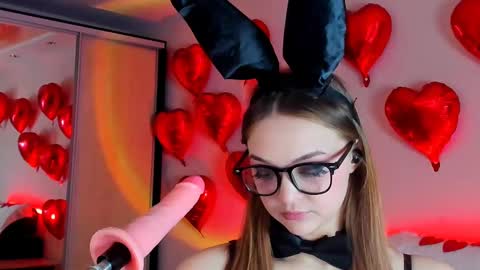 Snapshot of may_fl0wer chatting on 13, 2, 2025 May Flower online show from 13, 2, 2025