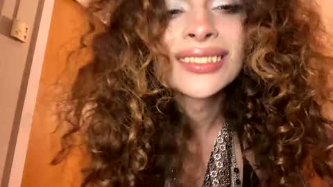 Maya transgirl online show from 19, 1, 2025