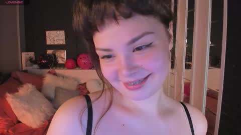 Maya online show from 6, 2, 2026