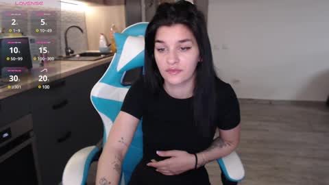 Snapshot of maya_and_guests chatting on 2, 3, 2025 Maya online show from 2, 3, 2025