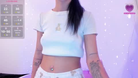 Snapshot of maya_and_guests chatting on 3, 10, 2025 Maya online show from 3, 10, 2025