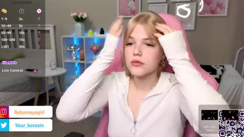 Snapshot of maya_blonde18 chatting on 10, 2, 2025 Maya online show from 10, 2, 2025