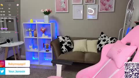 Snapshot of maya_blonde18 chatting on 21, 2, 2025 Maya online show from 21, 2, 2025