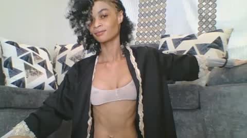 Snapshot of maya_dol chatting on 4, 7, 2026 maya online show from 4, 7, 2026