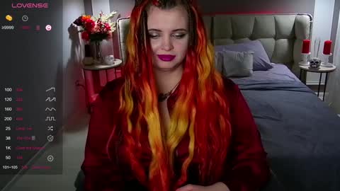 Maya Mils online show from 26, 1, 2025