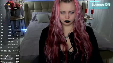 Maya Mils online show from 26, 2, 2025