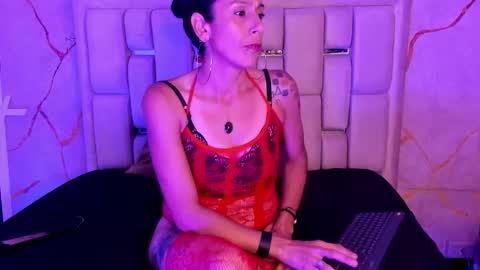 Snapshot of maya_storm_ chatting on 18, 12, 2025 Maya Strom online show from 18, 12, 2025