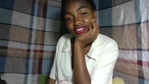 Snapshot of mayajadorelie chatting on 10, 9, 2025 charlesia online show from 10, 9, 2025