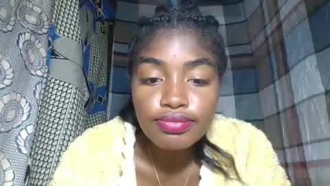 Snapshot of mayajadorelie chatting on 10, 9, 2025 charlesia online show from 10, 9, 2025