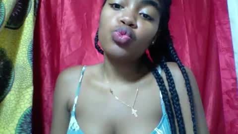 Snapshot of mayajadorelie chatting on 21, 11, 2025 charlesia online show from 21, 11, 2025