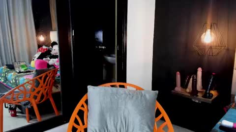 Nicolle Ruselle   Hello my lovely  schedule for great fun from  630 am and end 800 pm Colombian time I wait for you online show from 12, 2, 2025