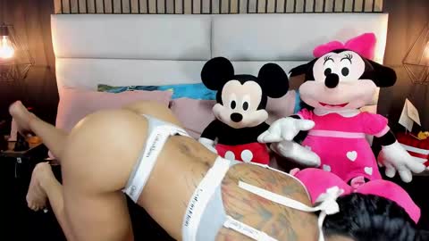 Nicolle Ruselle   Hello my lovely  schedule for great fun from  630 am and end 800 pm Colombian time I wait for you online show from 15, 2, 2025