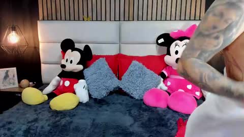 Nicolle Ruselle   Hello my lovely  schedule for great fun from  630 am and end 800 pm Colombian time I wait for you online show from 28, 2, 2025