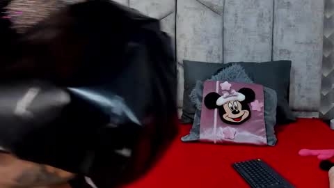 Nicolle Ruselle   Hello my lovely  schedule for great fun from  630 am and end 800 pm Colombian time I wait for you online show from 27, 11, 2025