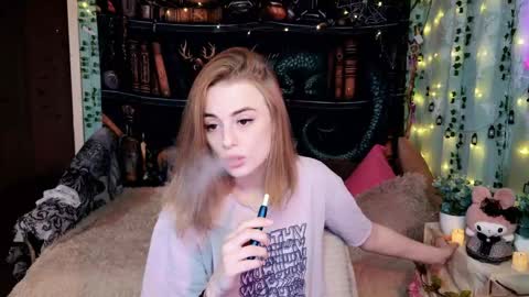 Snapshot of maybe_yours333 chatting on 23, 5, 2026 maybe_yours333 online show from 23, 5, 2026