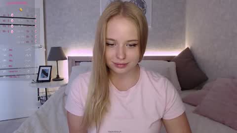 Snapshot of maybebabyx chatting on 10, 9, 2025 maybebabyx online show from 10, 9, 2025