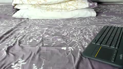 Snapshot of maybelline_666 chatting on 19, 9, 2025 Maybelline69 online show from 19, 9, 2025