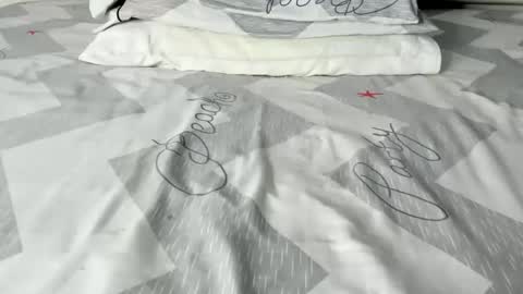 Snapshot of maybelline_666 chatting on 17, 10, 2025 Maybelline69 online show from 17, 10, 2025