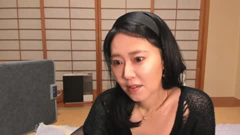 Snapshot of maybenanako chatting on 8, 2, 2025 Nanako online show from 8, 2, 2025